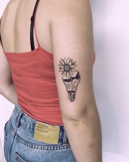 tatuagem-feminina-atras-do-braco