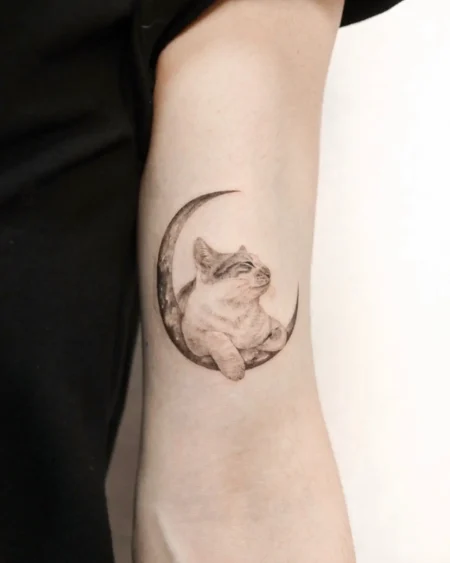 tatuagem-feminina-gato