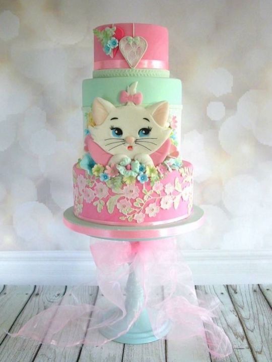 Marie Cat Decorated Cake