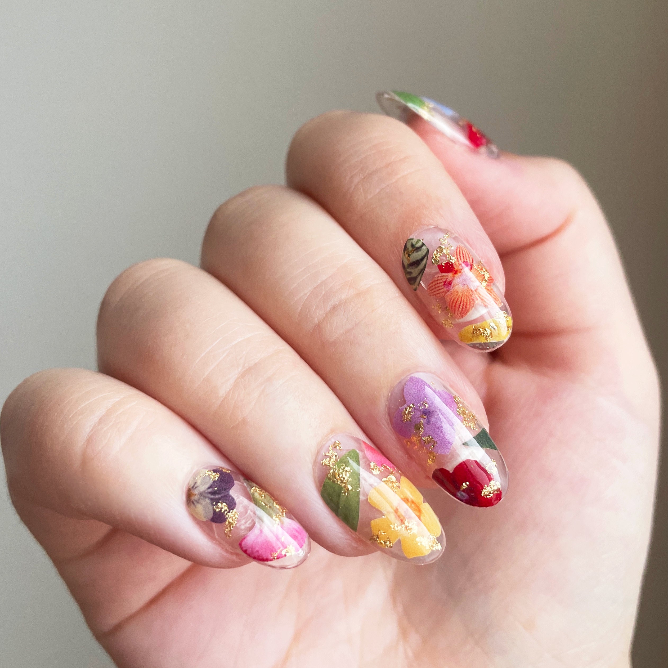 Encapsulated Rose Decorated Nail