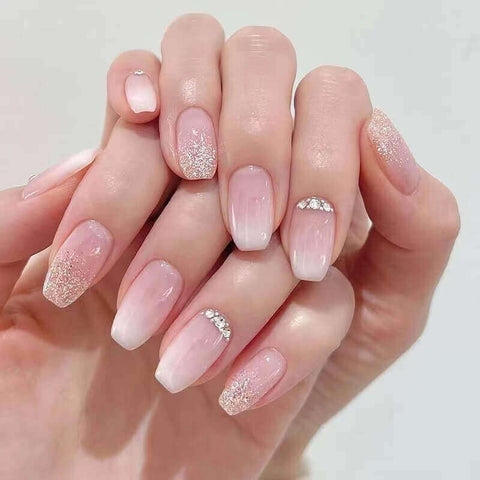 acrylic nails