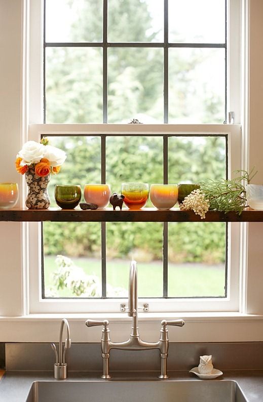 Kitchen Decoration With Window