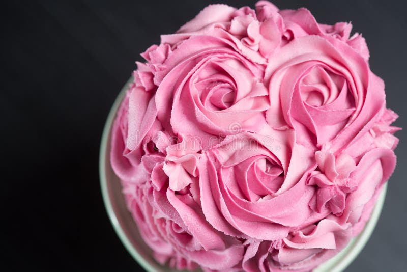 48+ Ideias de Bolo Decorado Rosa: Delicadeza em Cada Fatia