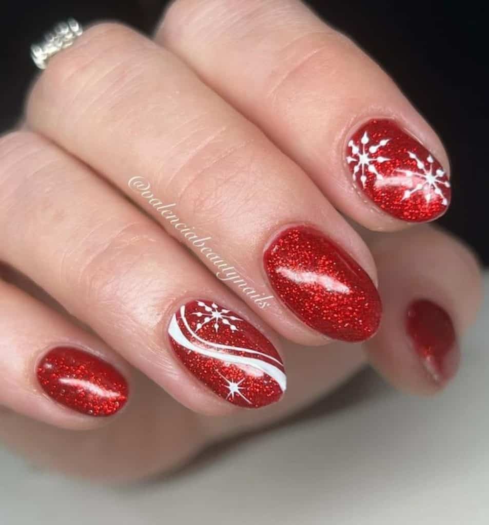 unhas-vermelhas-com-glitter