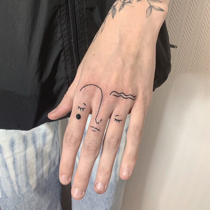 Tatuagem No Dedo
