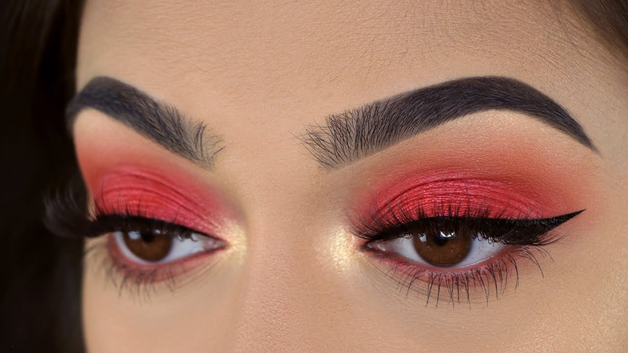 Makeup With Red Eyeshadow