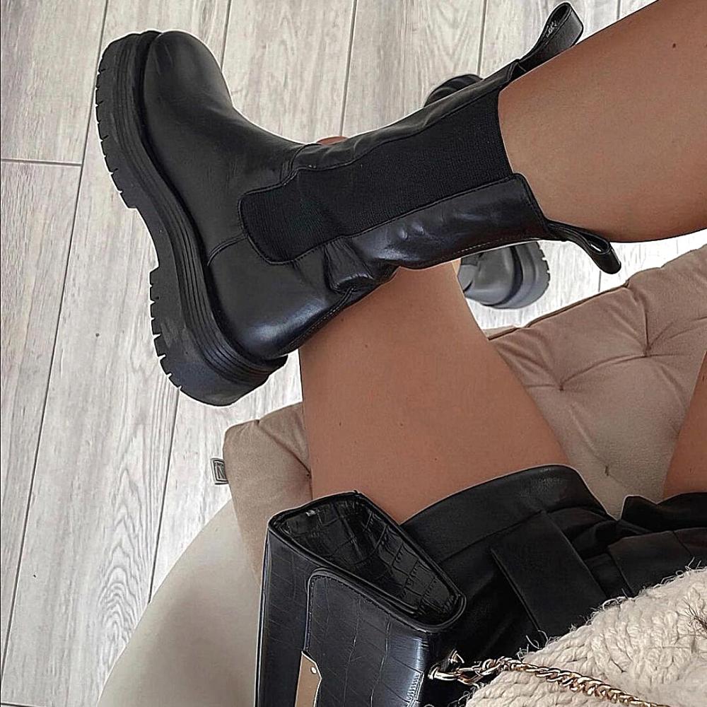 Fashion Look with Tractor Boot