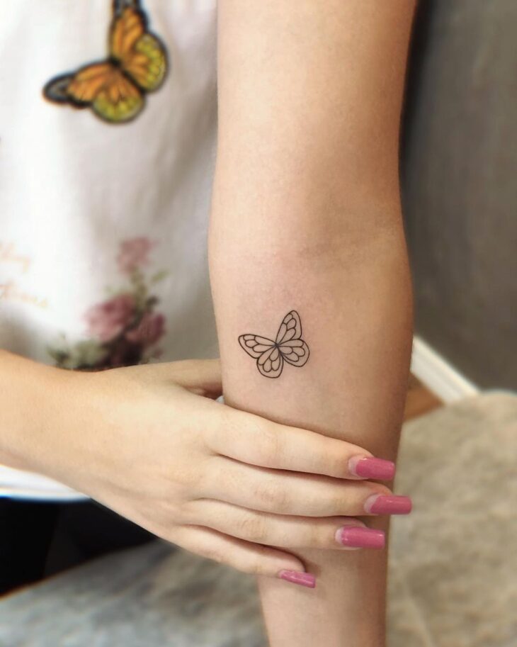 tatuagem feminina 4 cm