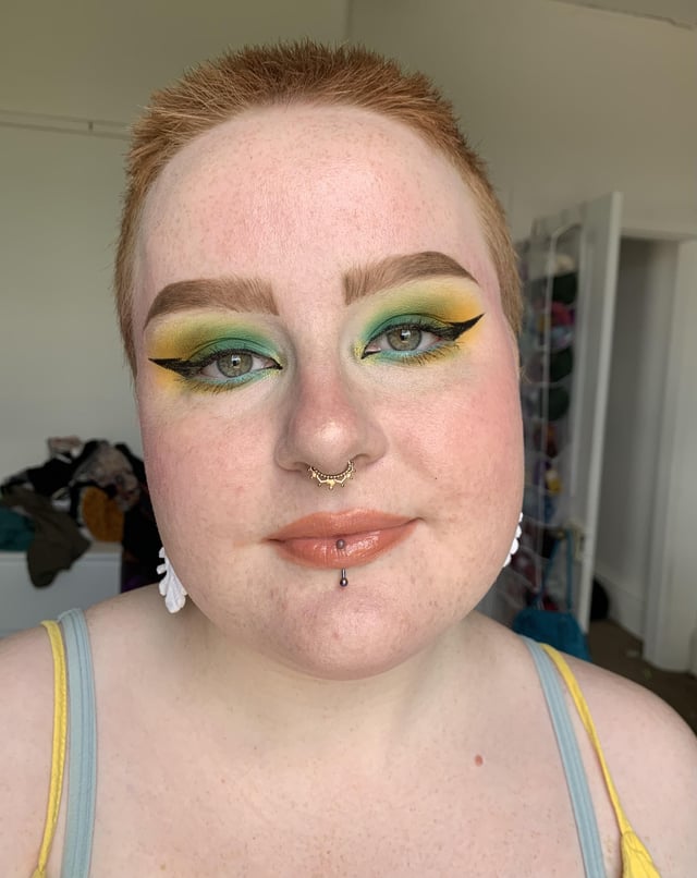 maquiagem-para-vestido-amarelo
