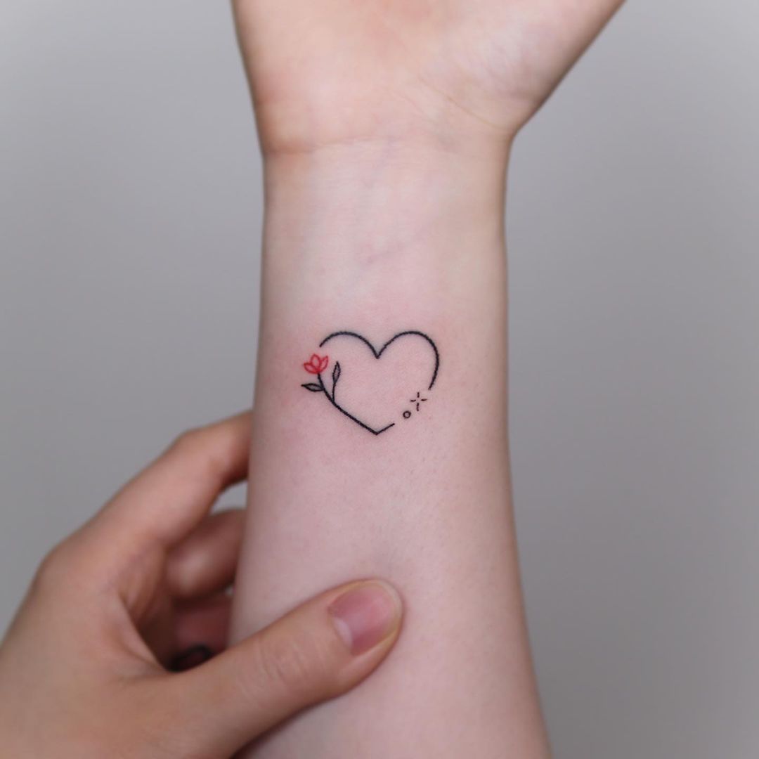 Tatuagem Pequena de Coração