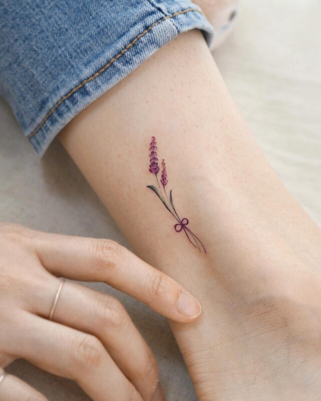 small female tattoo