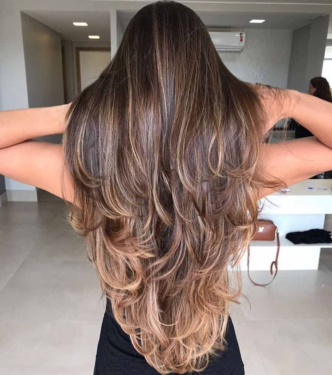 cabelo-liso-cortado-em-u