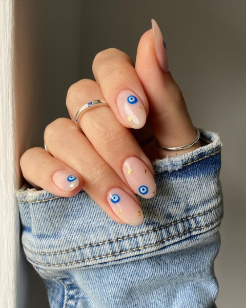 Greek Eye Decorated Nails