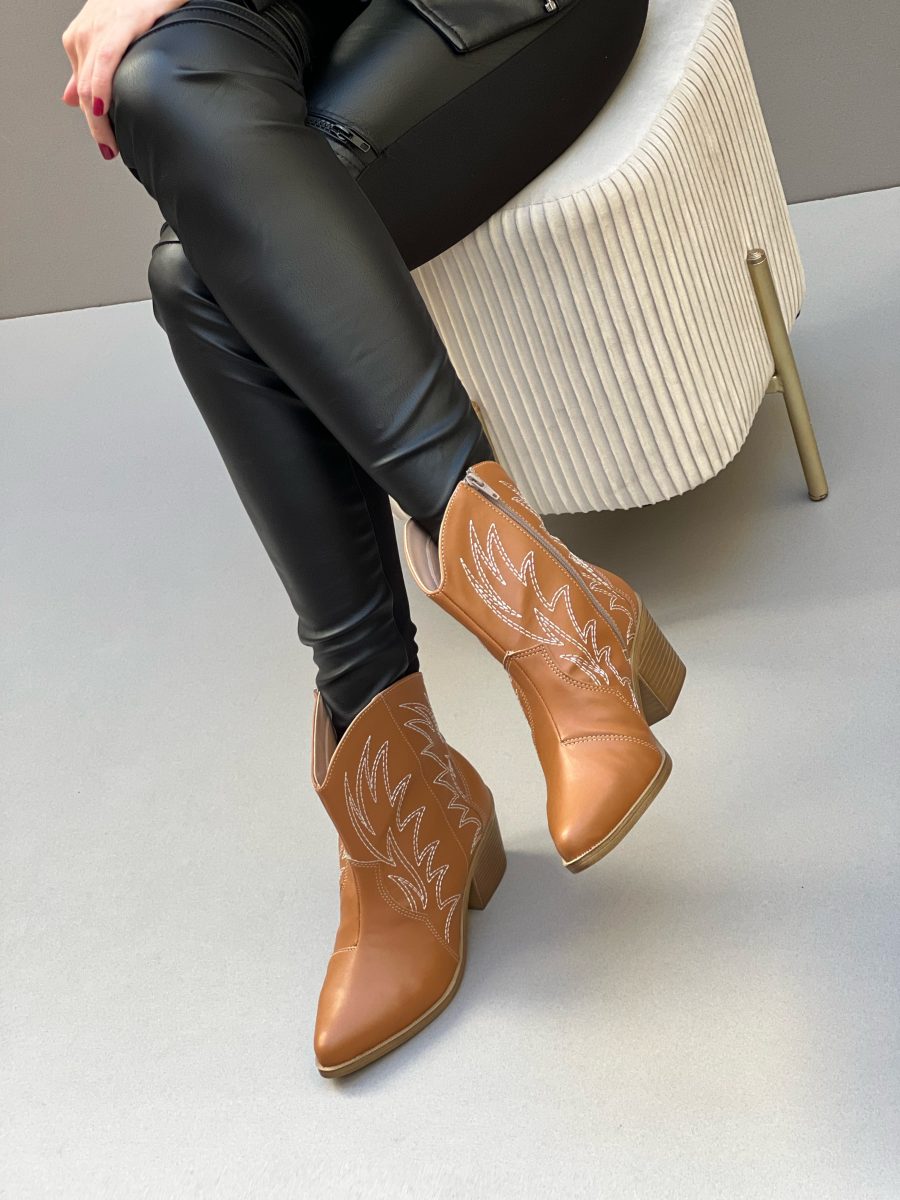 look-bota-caramelo