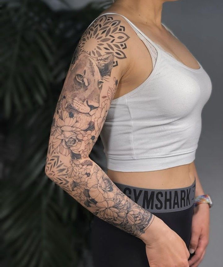 tatuagem feminina braço