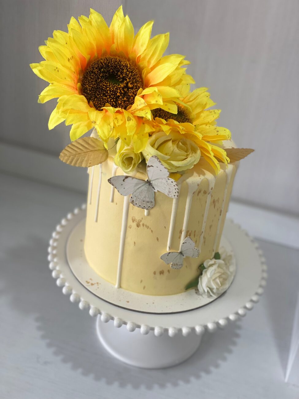 Sunflower Decorated Cake