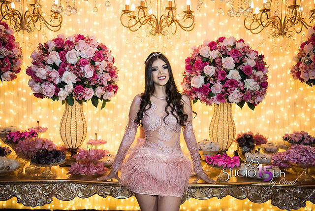 decoracao-de-festa-de-15-anos-rosa