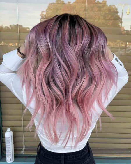 cabelo-rosa-pastel-feminino