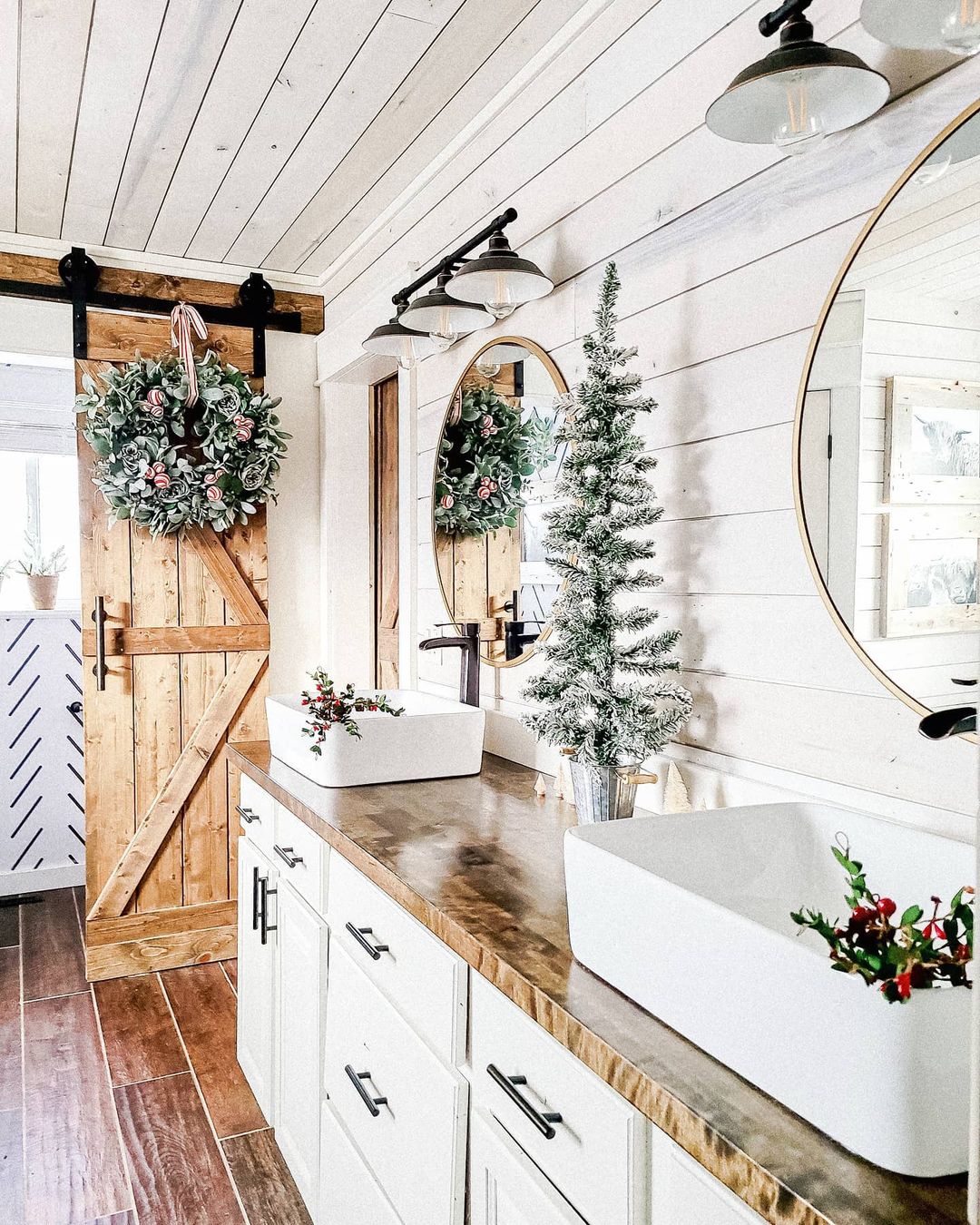 Christmas decorated bathroom