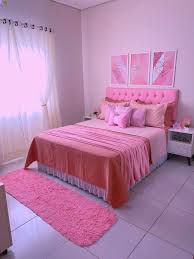 quarto-adulto-rosa