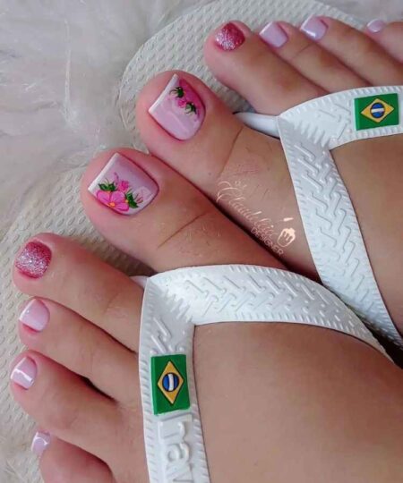 unhas-decoradas-do-pe-com-flores