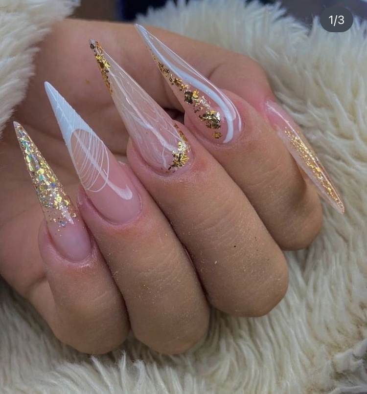 unhas-encapsuladas-stiletto