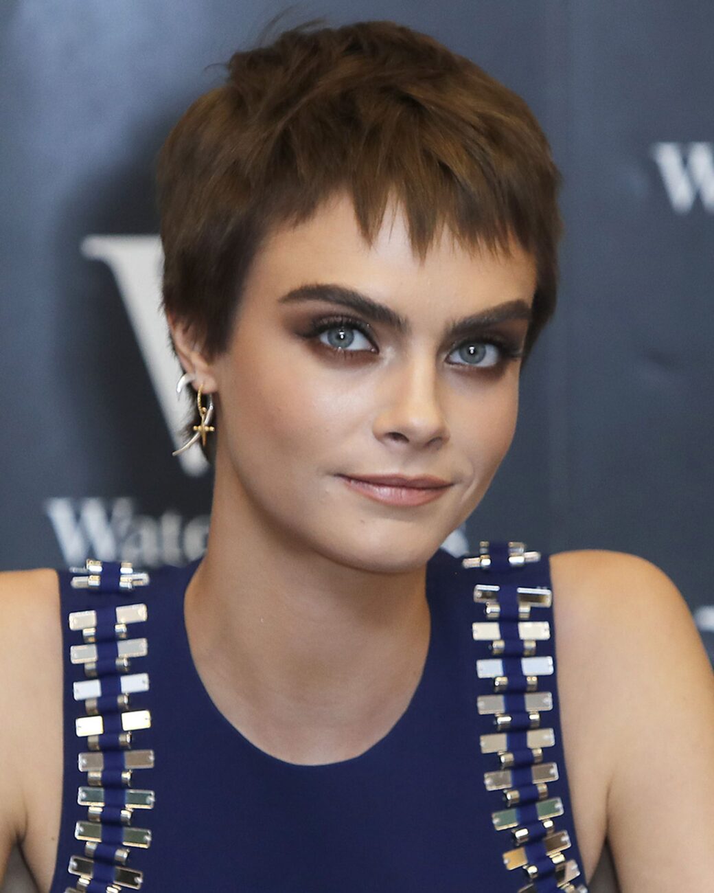 short celebrity haircuts for women