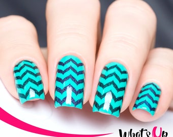 Zig Zag Decorated Nail