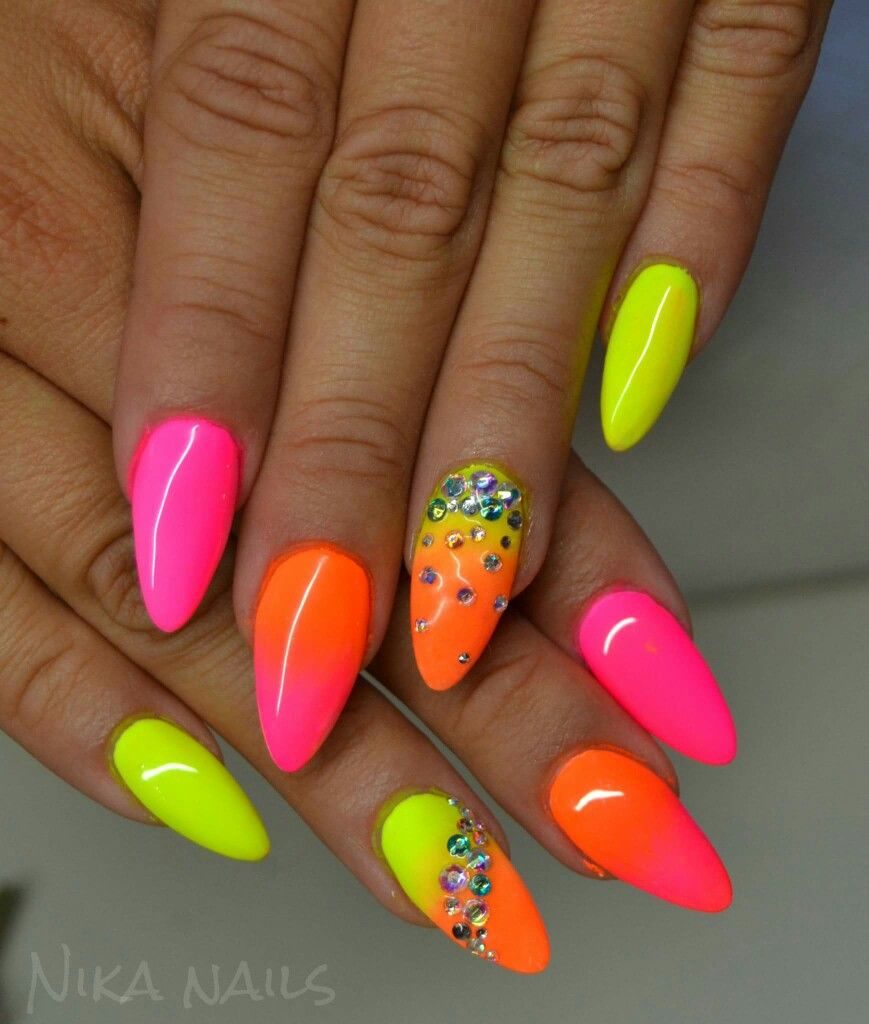 Unhas Neon