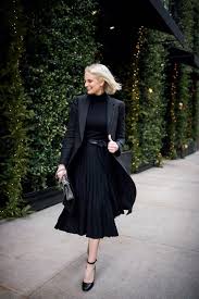 looks-all-black