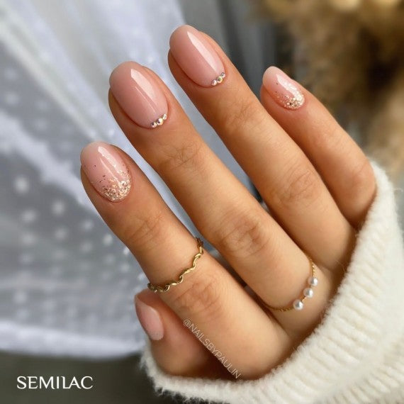 Diamond Decorated Nail