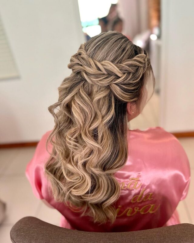 penteado madrinha cabelo longo