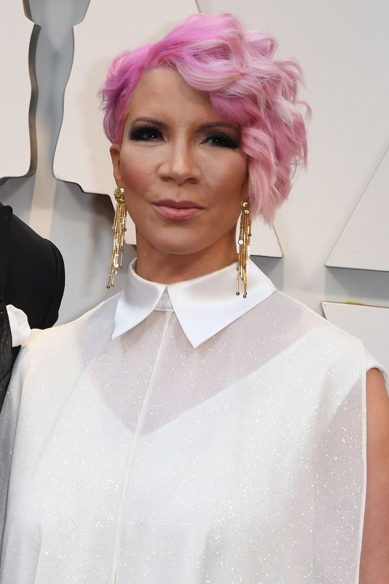 celebrities with pastel pink hair