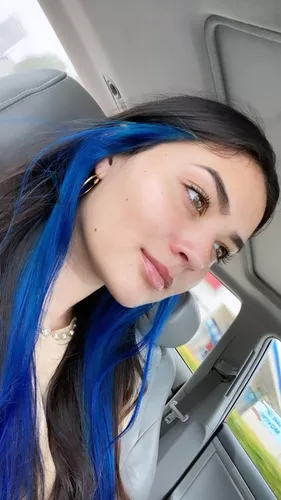 Cabelo Azul com Mechas