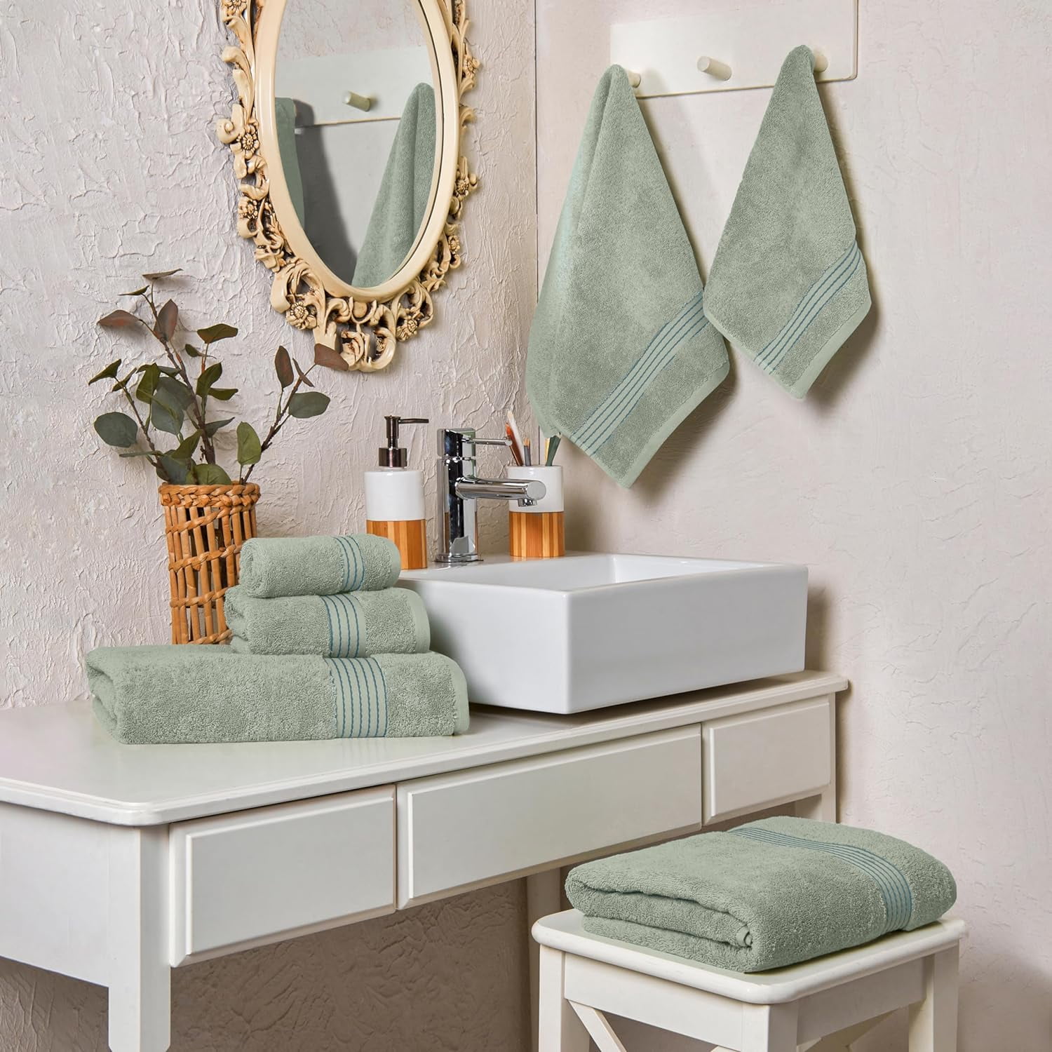 Mint Green Bathroom Decor