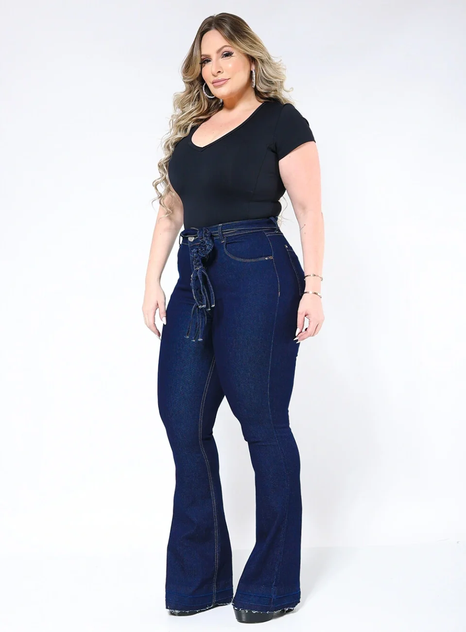 calça flare plus size