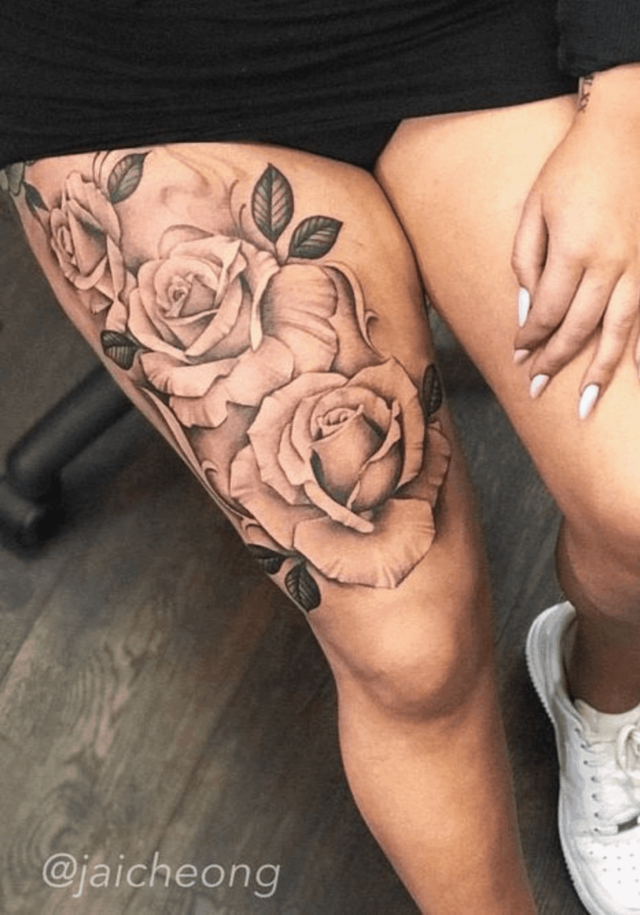 tatuagem feminina na perna