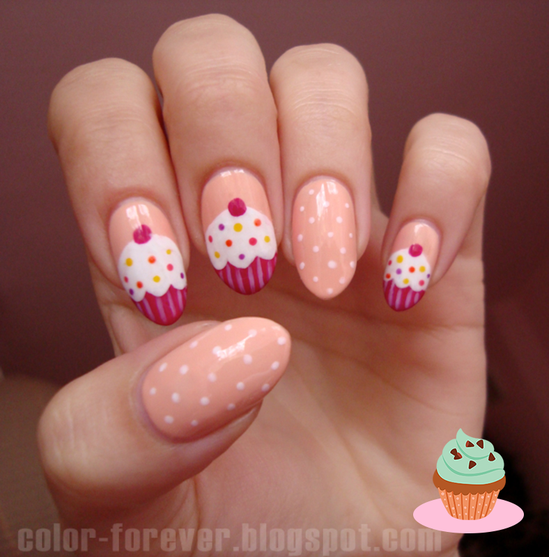 Cupcake Decorated Nail