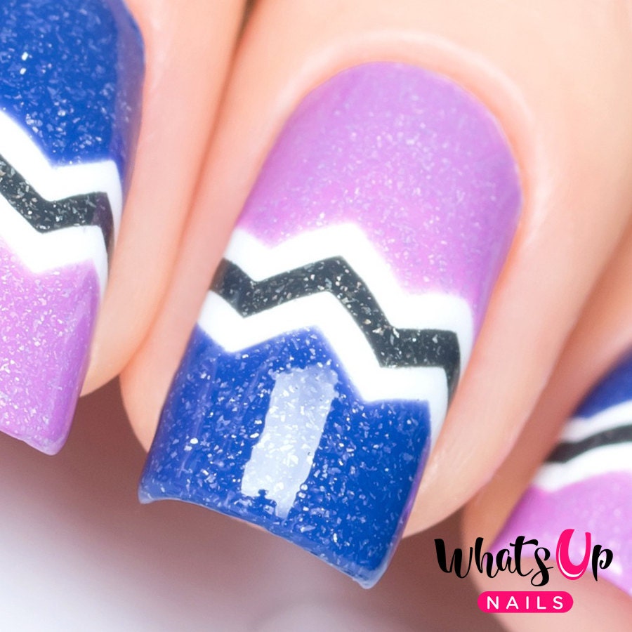 Zig Zag Decorated Nail