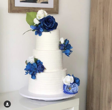 bolo-de-casamento-azul-e-branco