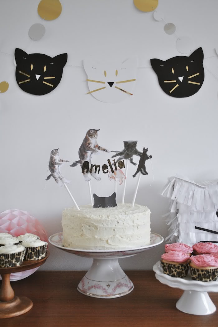 Bolo Decorado Gatinhos