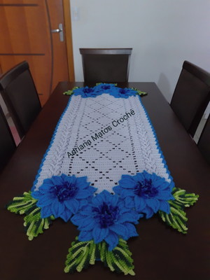 Caminho De Mesa De Crochê Azul