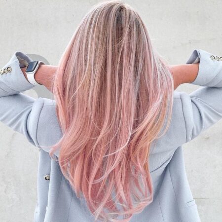 cabelo-rosa-pastel-feminino