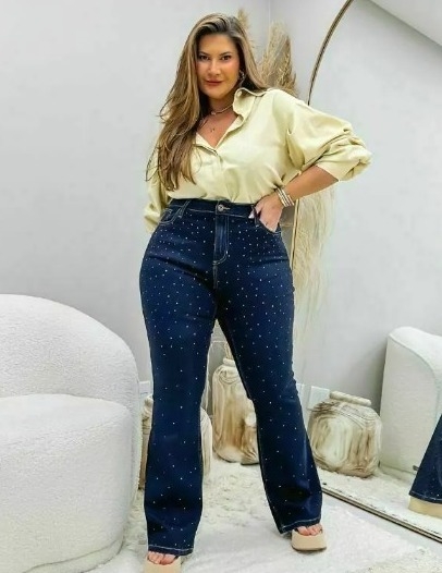 calça flare plus size