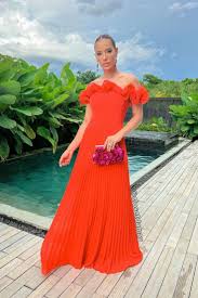 maquiagem-para-casamento-vestido-coral