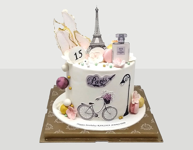 Paris decorated cake