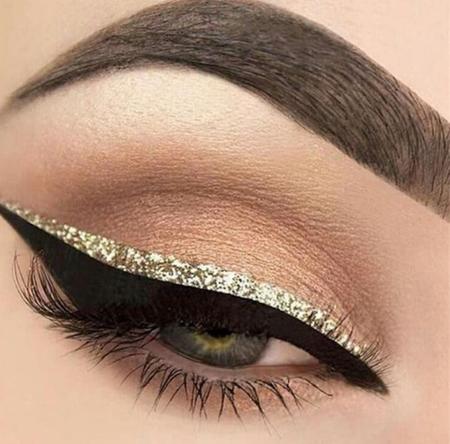 make-com-delineado