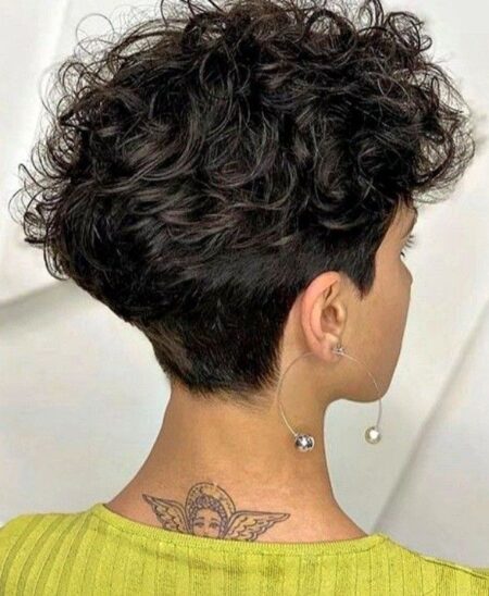 cabelo-curto-feminino-ondulado