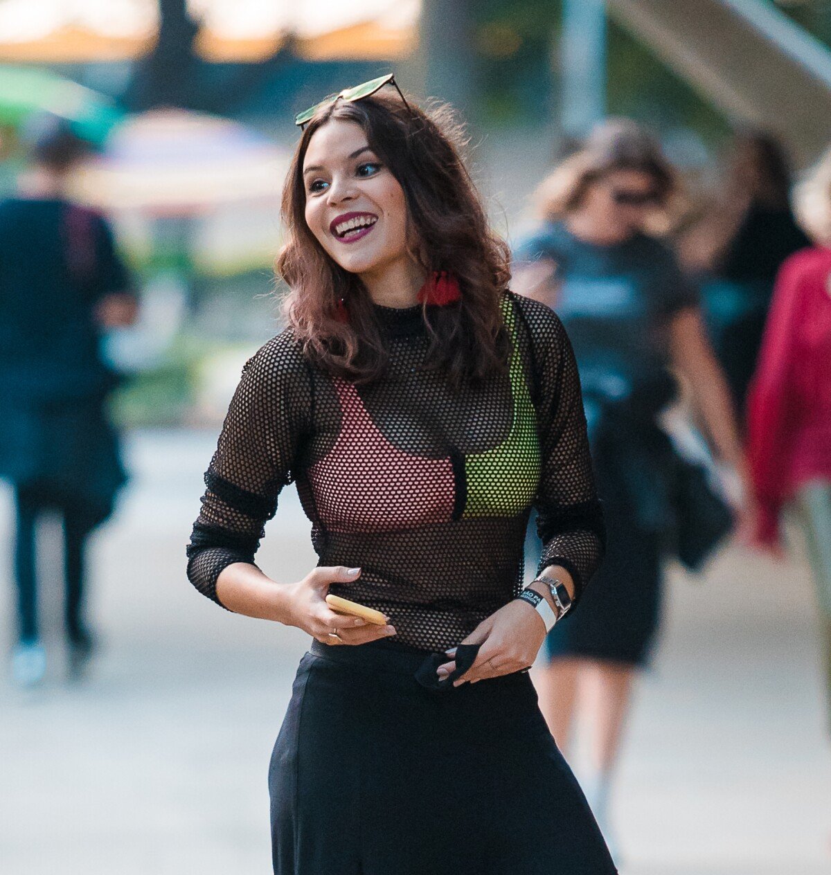 look-blusa-transparente