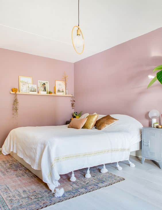 quarto-adulto-rosa